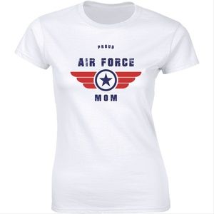 Proud Air Force Mom Women's Crewneck T-Shirt